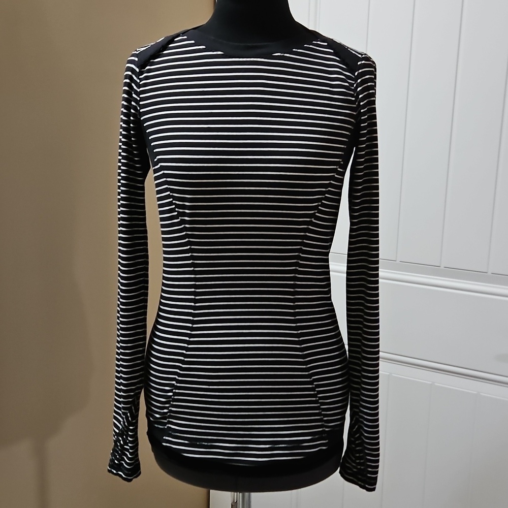 Lululemon Base Runner Long Sleeve Tee Black White Stripe Estimate Size 4
